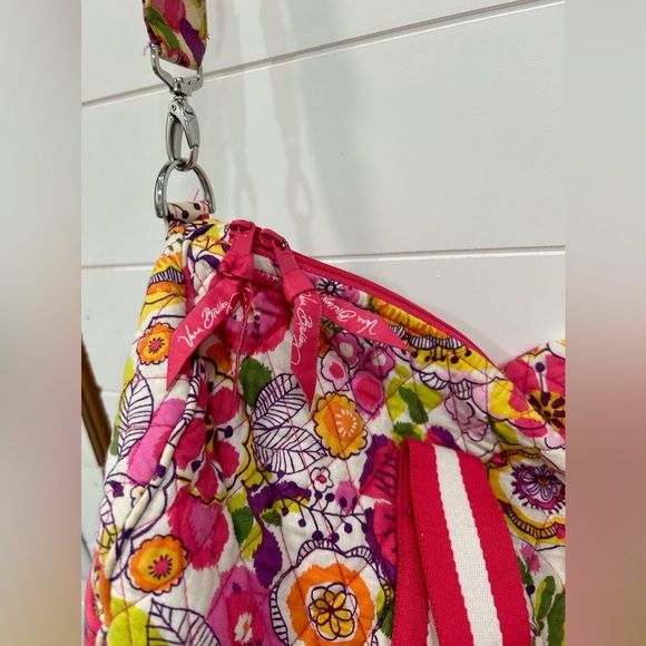 Vera Bradley Round Tote duffle large - Picture 5 of 9